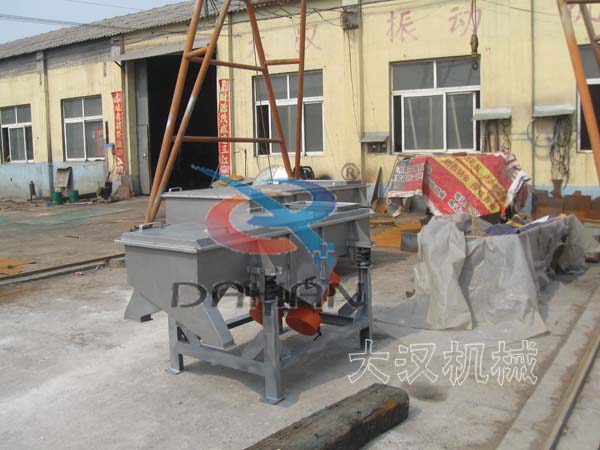 直線(xiàn)振動(dòng)篩噴砂